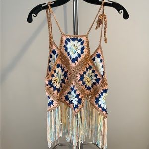 Yarn string crop top